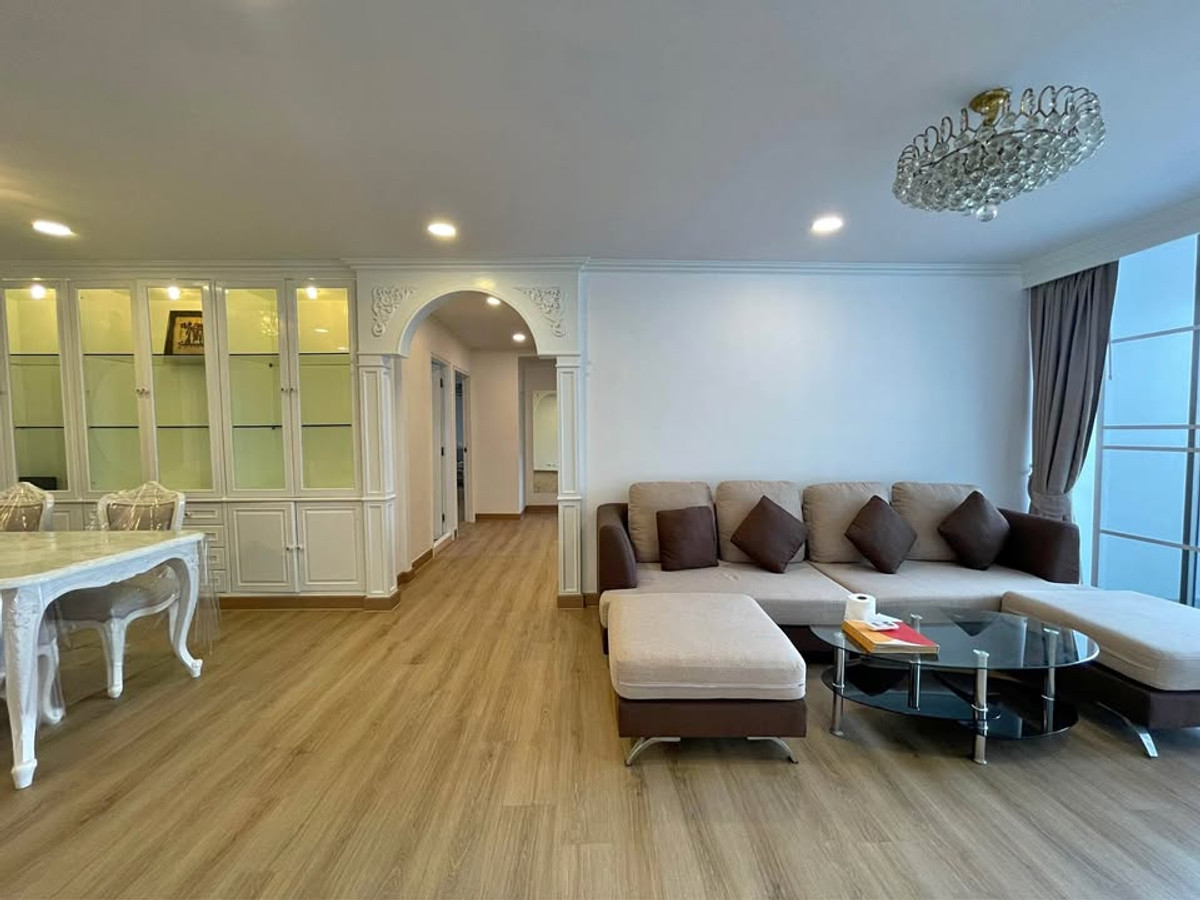 ให้เช่าคอนโดสุขุมวิท อโศก ทองหล่อ : ᚱ ให้เช่า คอนโด 🔥3 ห้องนอน 125 ตร.ม.🔥 DS Tower 2 Sukhumvit 39 ✅ ใกล้โรงเรียนนานาชาติ และ BTS พร้อมพงษ์