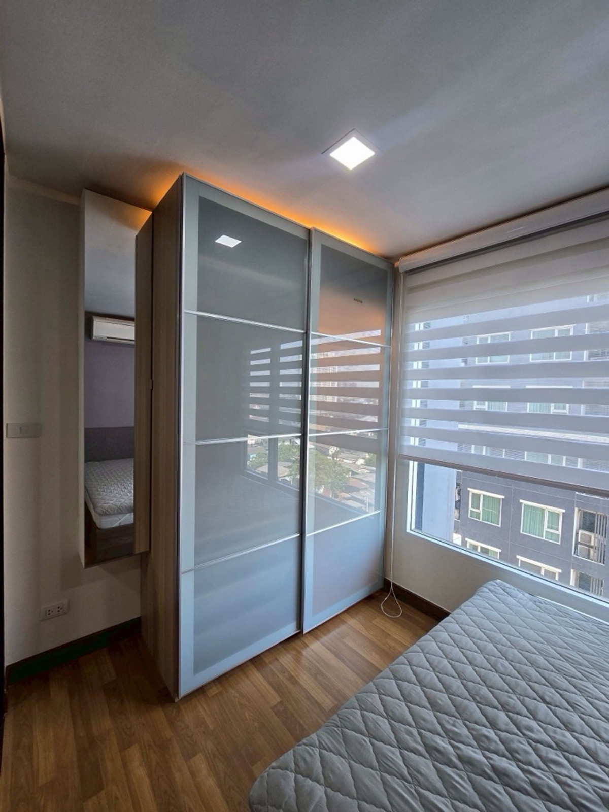 For SaleCondoBang Sue, Wong Sawang, Tao Pun : Beautifully decorated room Perfect function, Luxury Deal, near MRT Bang Son