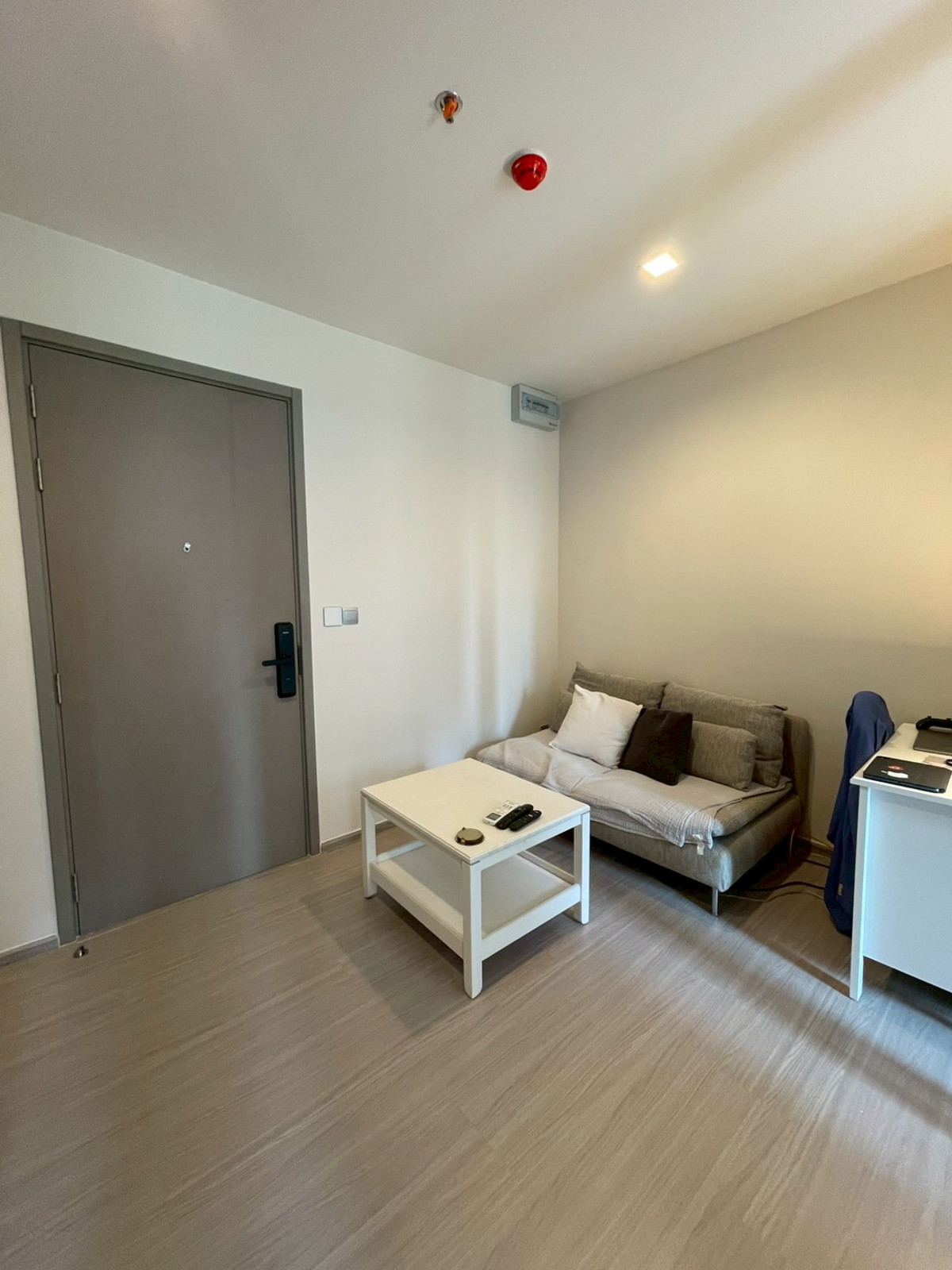 ขายคอนโดพระราม 9 เพชรบุรีตัดใหม่ RCA : FQ ขายคอนโด Life Asoke Hype ราคา 4,200,000 บาท [MPs260401]