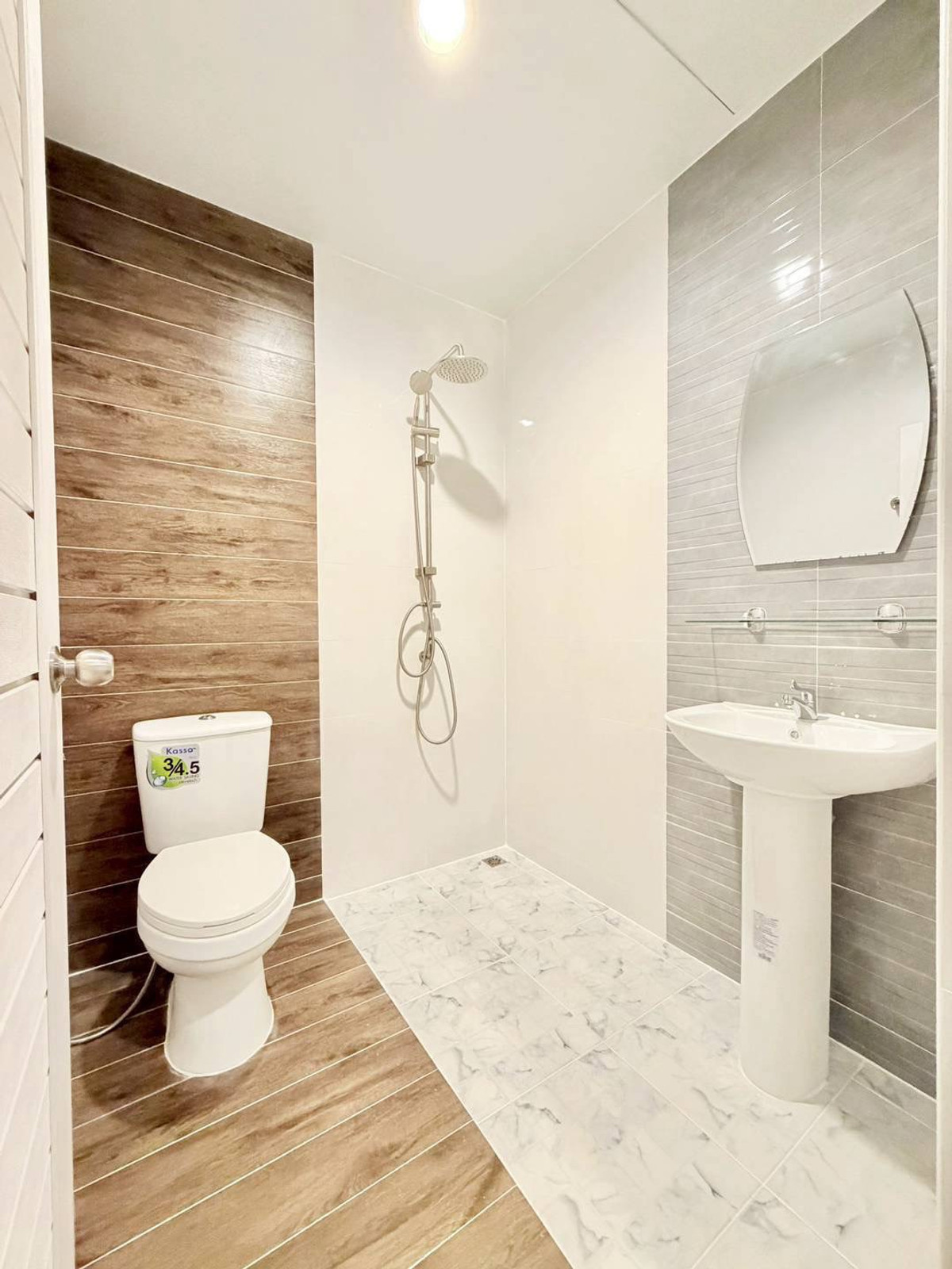 ขายทาวน์โฮมนนทบุรี บางใหญ่ บางบัวทอง : ขายทาวน์เฮ้าส์พฤกษา 3 วัดลาดปลาดุก 18 ตร.ว. หน้ากว้าง 6 ม. ต้นสายรถตู้ ฟรีโอน