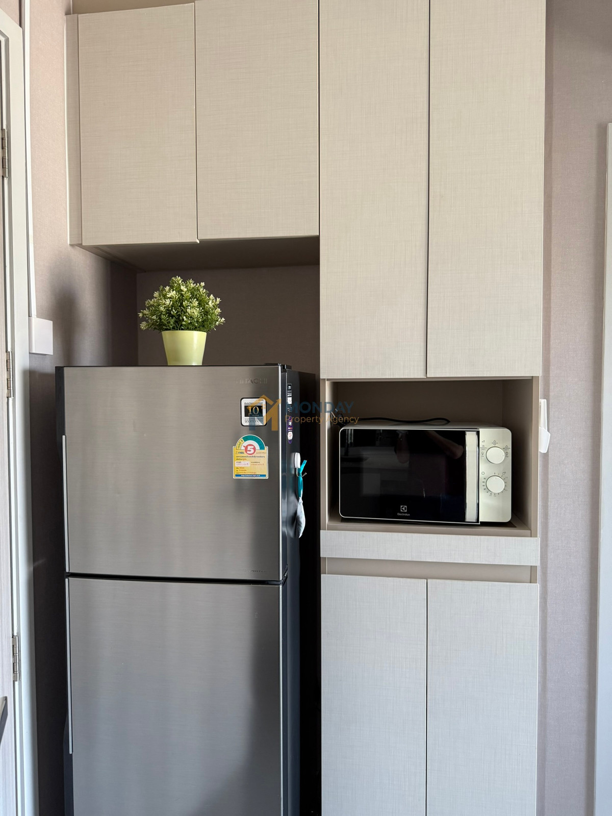 For RentCondoSathorn, Narathiwat : 🔥 Available Now! Ready to Move In! Washing Machine Included. KnightsBridge Prime Sathorn. Book Now Before It's Gone! 🔥 MD-26028832