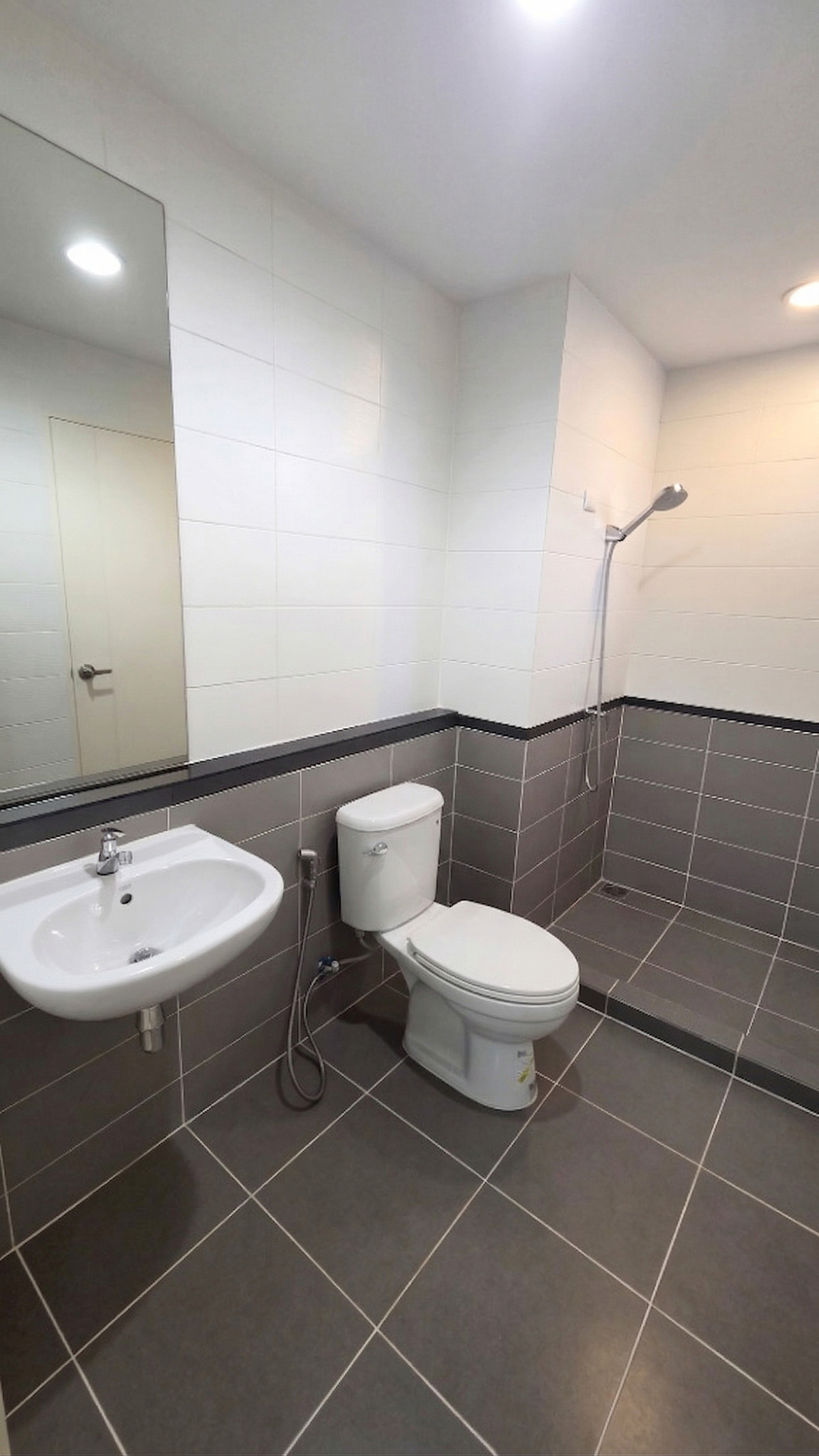 ขายทาวน์โฮมอ่อนนุช อุดมสุข : ทาวน์โฮม 3 ชั้น ใกล้ BTS อ่อนนุช ทำเลดี