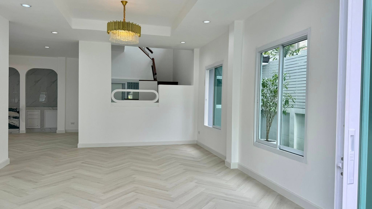 ขายบ้านลาดพร้าว101 แฮปปี้แลนด์ : หมู่บ้านวาสินี / 4 ห้องนอน (ขาย), Moo Baan Wasinee / 4 Bedrooms (FOR SALE) FAHS072