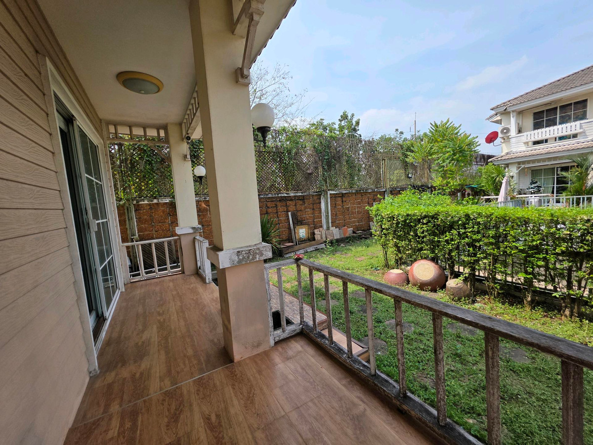 For SaleHousePathum Thani,Rangsit, Thammasat : 2-storey detached house for sale, 55 sq m, Chaiyaphruek Village 2, Tiwanon - Wongwaen, get a corner house, best price.