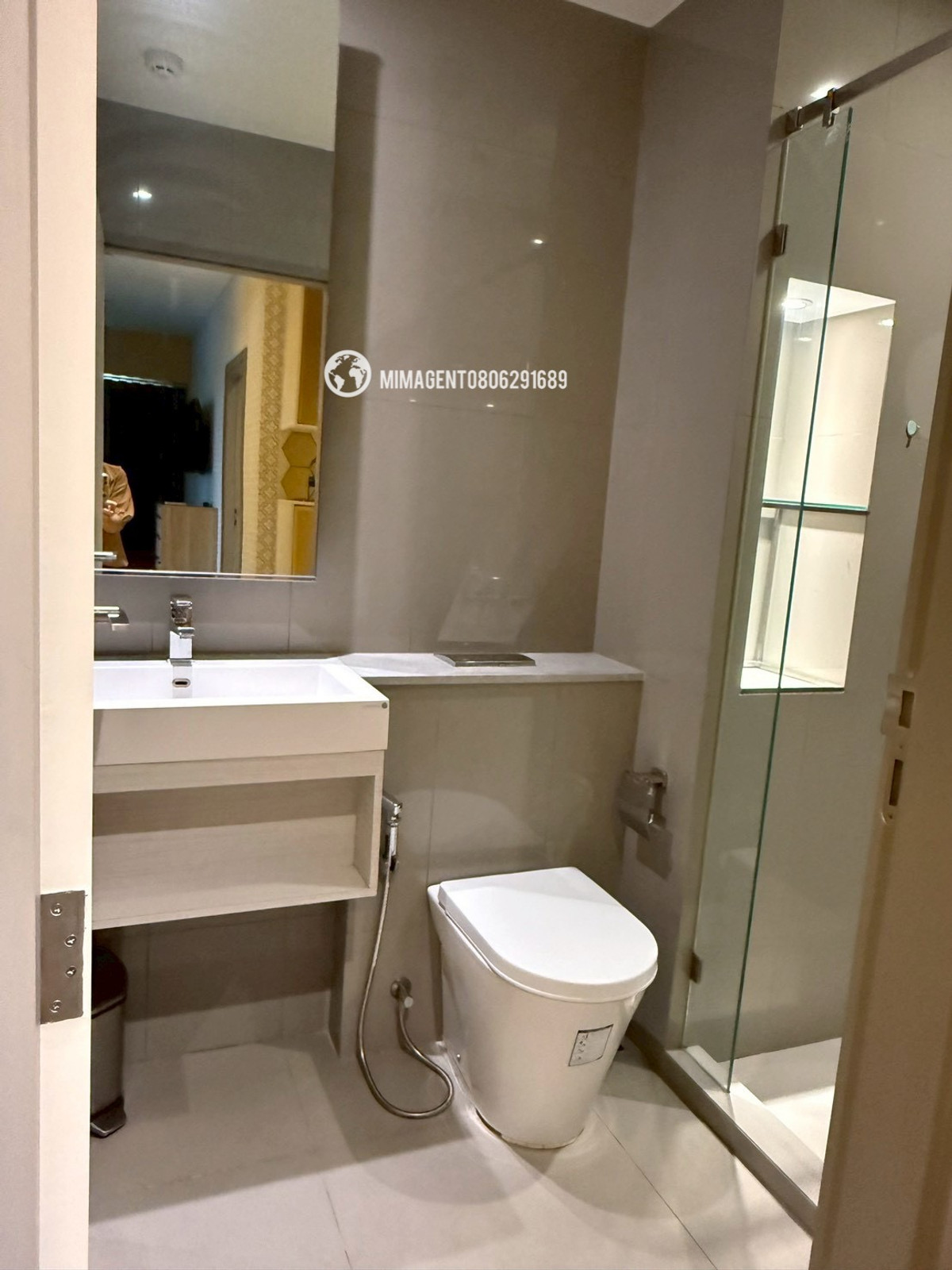 For SaleCondoThaphra, Talat Phlu, Wutthakat : 𝗪𝗵𝗶𝘇𝗱𝗼𝗺 𝘀𝘁𝗮𝘁𝗶𝗼𝗻 𝗥𝗮𝘁𝗰𝗵𝗮𝗱𝗮-𝘁𝗵𝗮𝗽𝗿𝗮 Beautiful room, selling cheap 𝟳.𝟮 million.