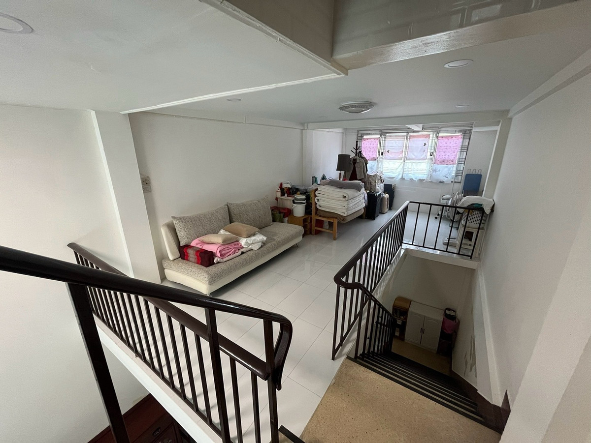 ให้เช่าอาคารพาณิชย์อารีย์ อนุสาวรีย์ : อาคารพาณิชย์ อารีย์ พหลโยธิน ใกล้ BTS อารีย์ 270 เมตร ทำเลดี ติดถนนใหญ่