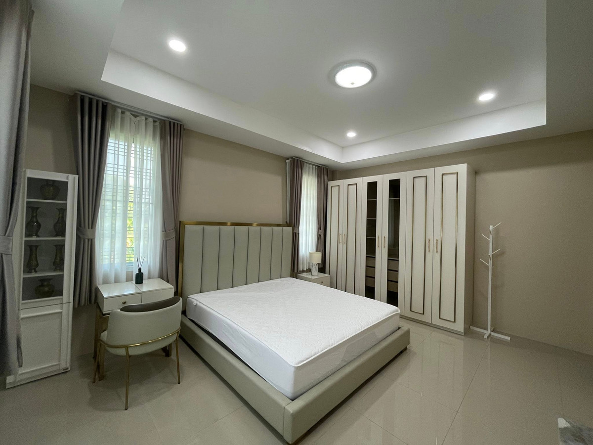 ให้เช่าบ้านนวมินทร์ รามอินทรา : ᚱ ให้เช่า บ้านเดี่ยว 🔥5 ห้องนอน 1 ห้องแม่บ้าน🔥 บ้านสวนเนรมิตร (ออเงิน-รามอินทรา) 320 ตร.ม. ที่จอดรถ 6 คัน ✅ สระว่ายน้ำส่วนตัว