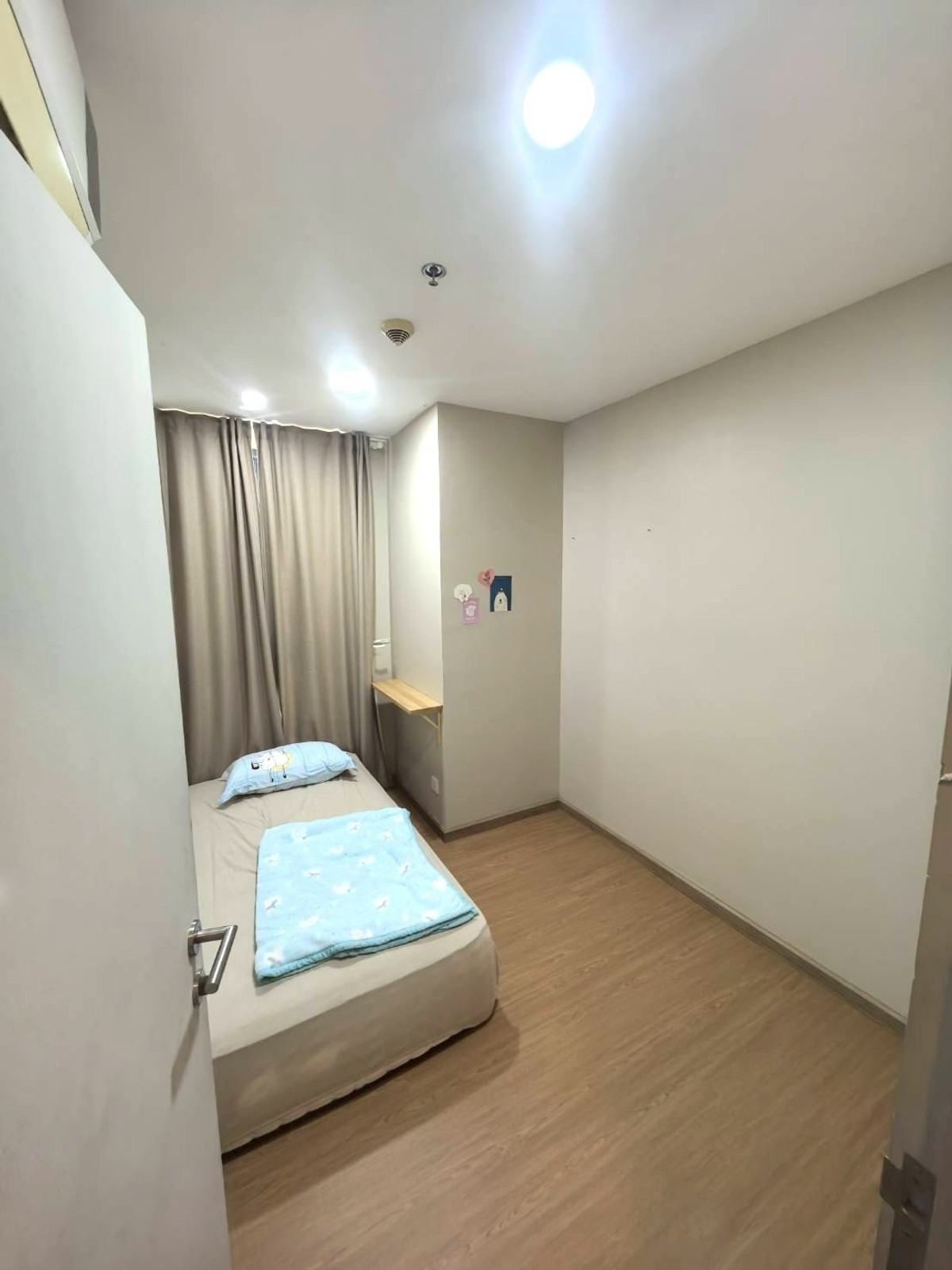 ขายคอนโดวงเวียนใหญ่ เจริญนคร : ขายคอนโด Ideo Mobi Sathorn แขวงบางลำภูล่าง เขตคลองสาน จังหวัดกรุงเทพมหานคร  ราคา 5,500,000  บาท