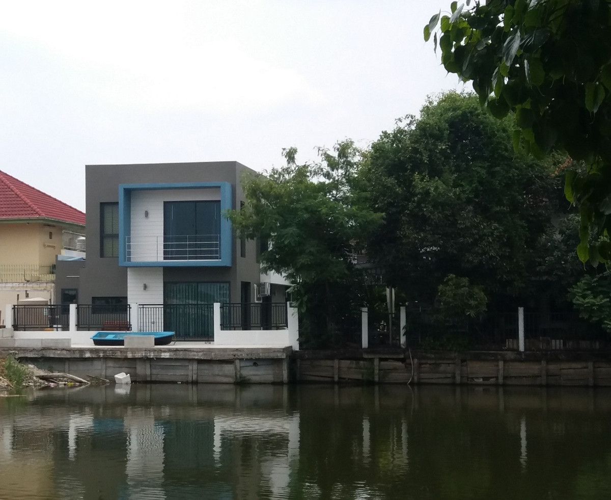 For SaleHouseKaset Nawamin,Ladplakao : Maneeya Village / 2 bedrooms (sold with tenant), Maneeya Village / 2 Bedrooms (FOR SALE) MNT006