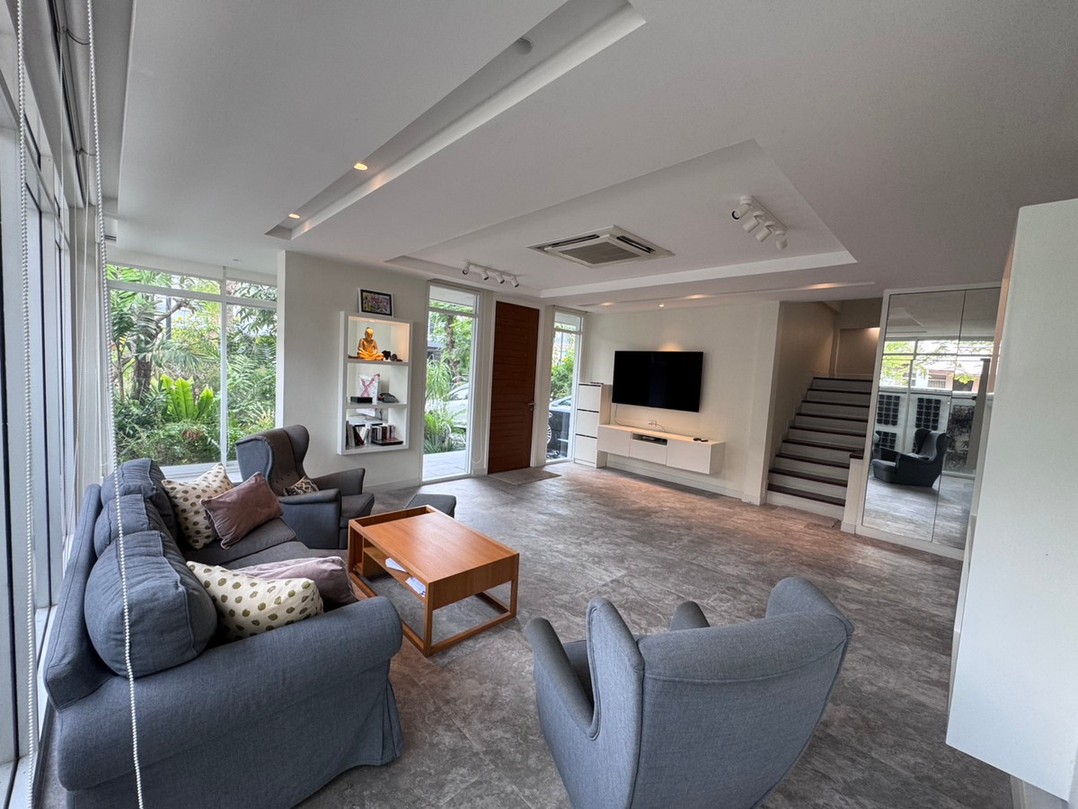 For SaleHouseKaset Nawamin,Ladplakao : Bangkok Villa Praditmanutham 3 / 3 Bedrooms (FOR SALE) MNT038