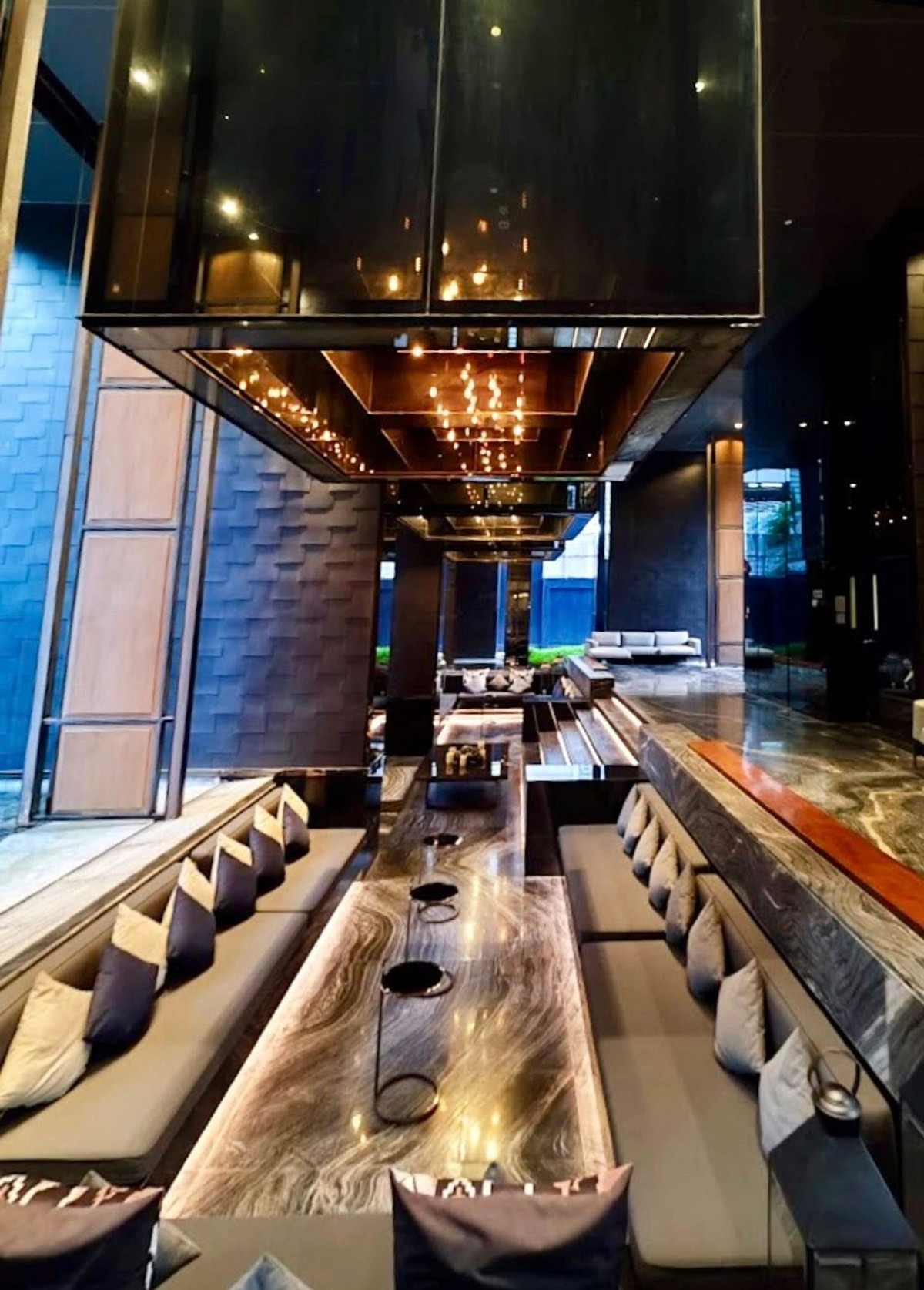 For RentCondoSukhumvit, Asoke, Thonglor : 🔥 Ashton Asoke, very beautiful room! 1 bedroom, 35 sq m, next to MRT Sukhumvit 0 meters, only 35,000/month, room ready to move in, open city view, high floor.