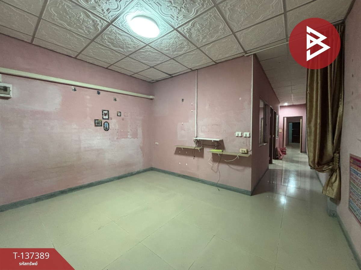 ขายทาวน์โฮมสมุทรปราการ สำโรง :  ขายทาวน์เฮ้าส์ หมู่บ้านวัลย์ลดา ประชาอุทิศ พระสมุทรเจดีย์ สมุทรปราการ