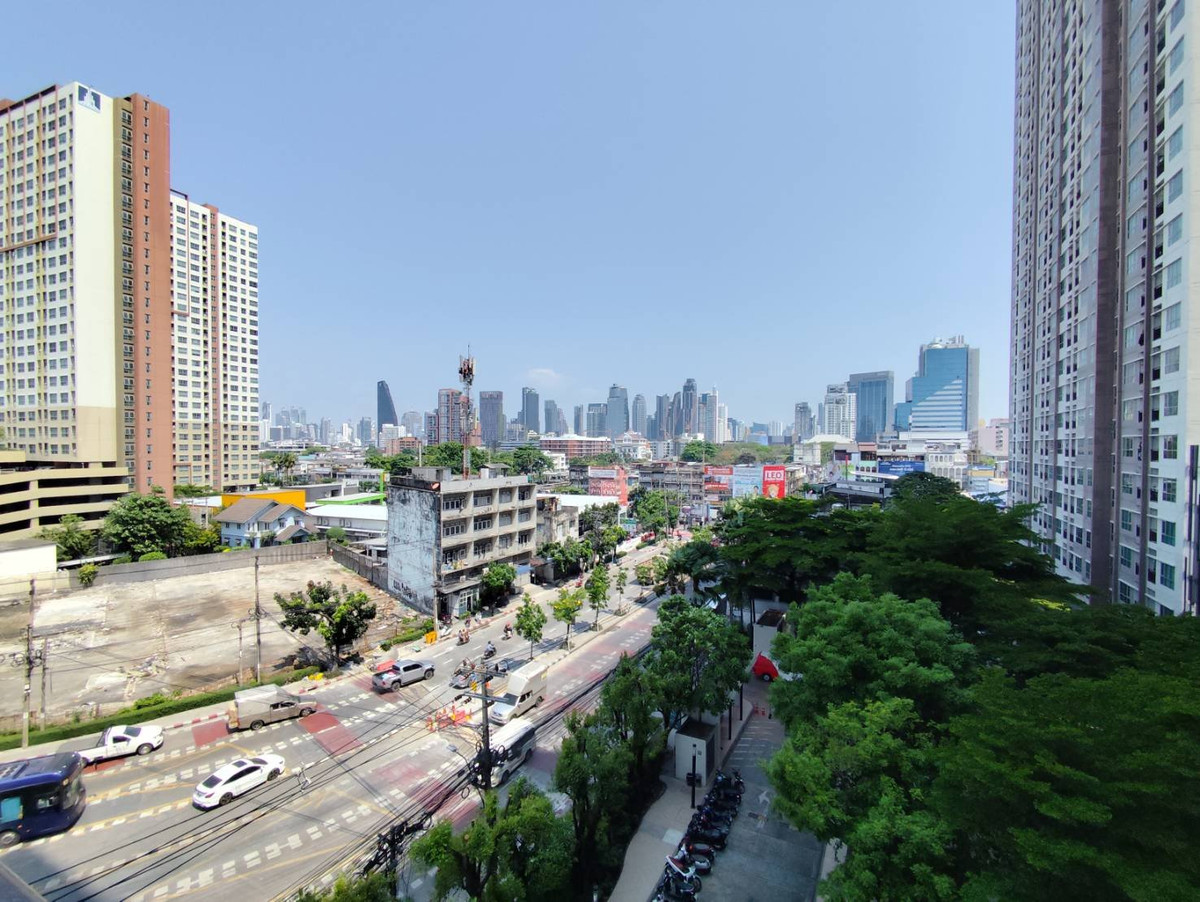 For RentCondoKhlongtoei, Kluaynamthai : *FOR RENT* Aspire Rama4 nice unit near BTS Ekamai 800 m.