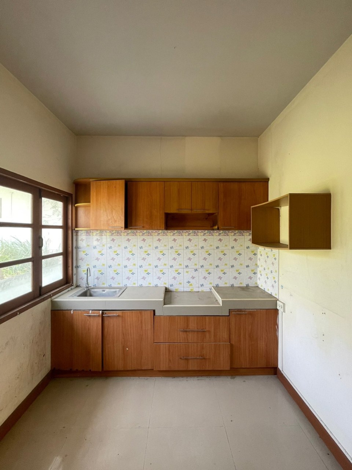 ขายบ้านหัวหิน ประจวบคีรีขันธ์ : ขายบ้านเดี่ยวหมู่บ้านภูตะวัน หัวหิน ประจวบคีรีขันธ์ พื้นที่ขนาดใหญ่ 73 ตร.ว.  ราคาพิเศษทำเลดี ภายในสภาพดี