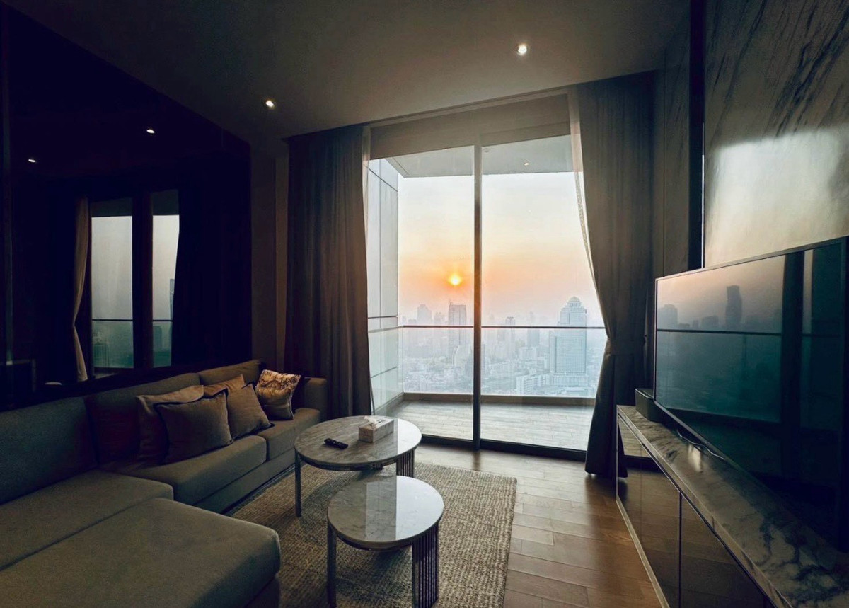 For RentCondoWongwianyai, Charoennakor : 🔥Hot Deal🔥Magnolias Waterfront Residences with 2B2B 94.21Sqm. ✅฿130,000/month‼️