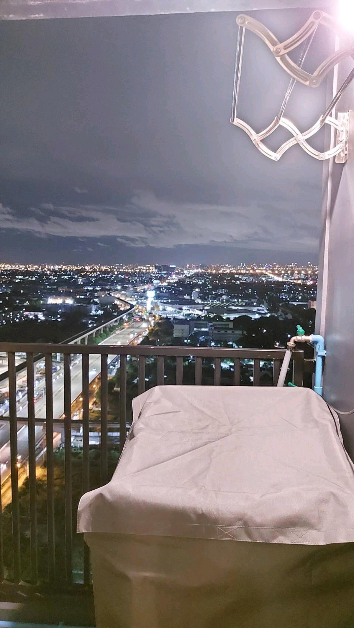 For RentCondoMin Buri, Romklao : (Corner room) Condo for rent, The Origin Ramtamhaeng 209, beautiful room with electrical appliances, complete furniture.