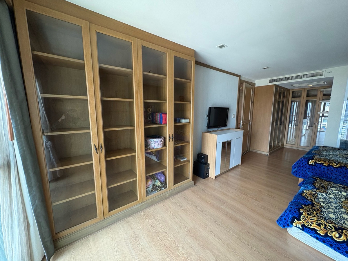 ขายคอนโดสาทร นราธิวาส : 🔥Sell 3BR 4BR+ 1Maid🔥Floor33🔥223sqm🔥29M🔥