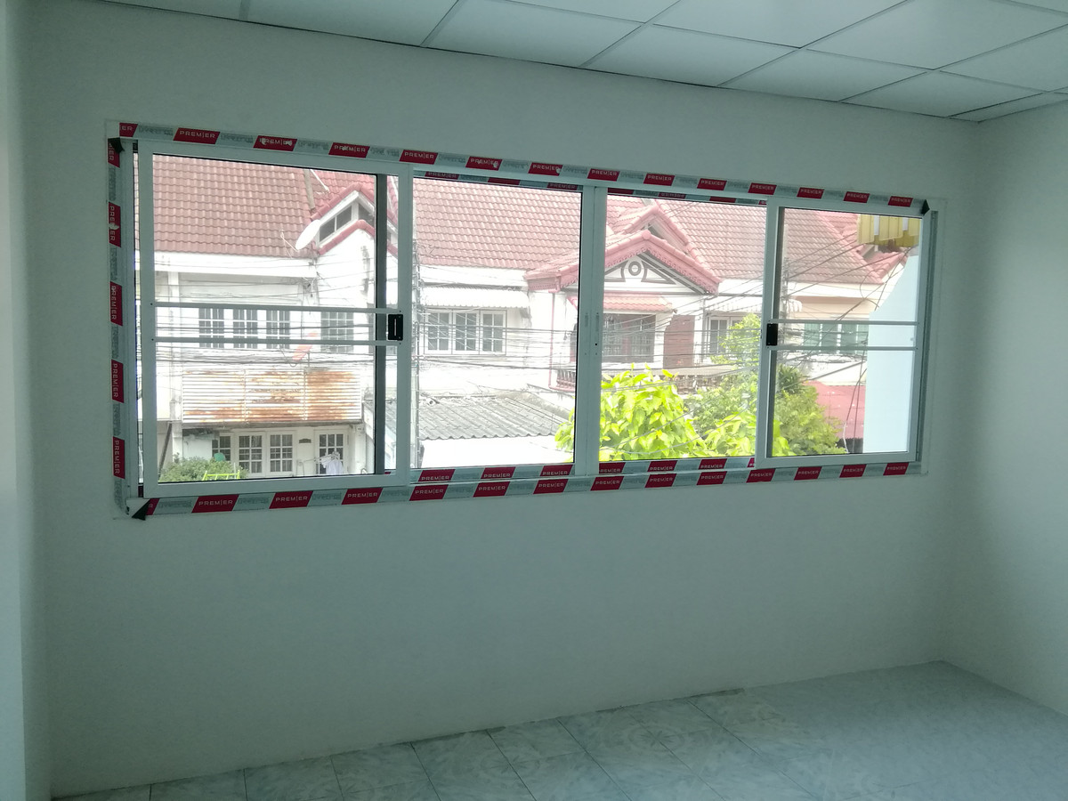 ให้เช่าทาวน์โฮมอ่อนนุช อุดมสุข : ให้เช่าทาวเฮาส์ 16 ตรว. 2 ชั้น 2 นอน 2 น้ำ ใกล้บีทีเอสอุดมสุข และ ปุณณวิถี ซอยวชิรธรรม 12  ค่าเช่า 15,000  โทร  082 649 9822