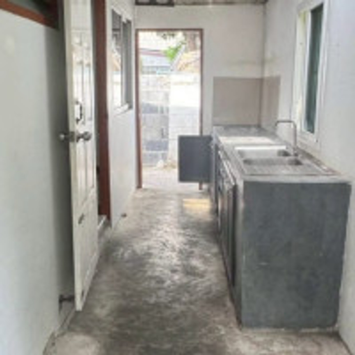 ขายบ้านพัฒนาการ ศรีนครินทร์ : บ้านเดี่ยว เมืองทอง 2 โครงการ 3 พัฒนาการ ที่ดินใหญ่ 90 ตร.ว. 5 นอน 4 น้ำ 15.5 ล้าน ทำเลดีสวนหลวง เงียบสงบเป็นส่วนตัว ใกล้สวนหลวง ร.9 และรถไฟฟ้า 