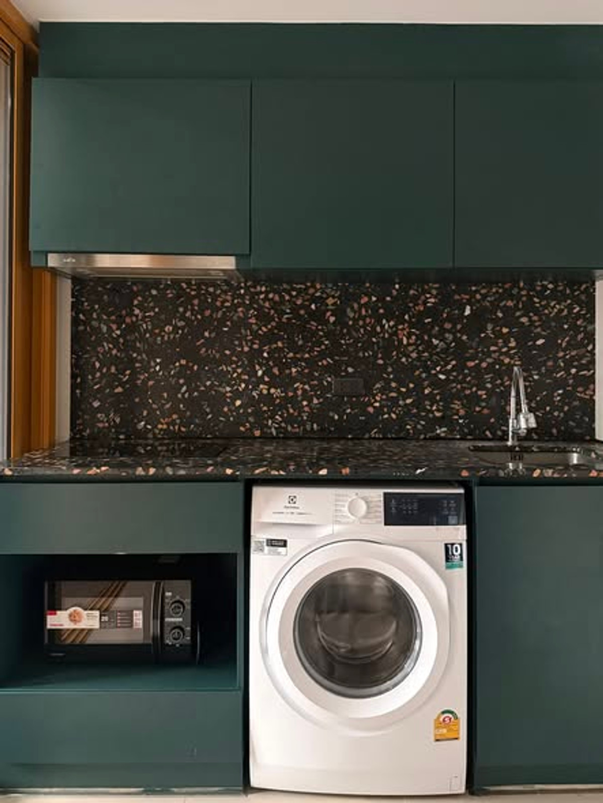 For SaleCondoOnnut, Udomsuk : 🔥Urgent sale🔥 Beautiful room, free!! Fully furnished ✅ The Base Sukhumvit 50 (The Base Sukhumvit 50) near BTS On Nut