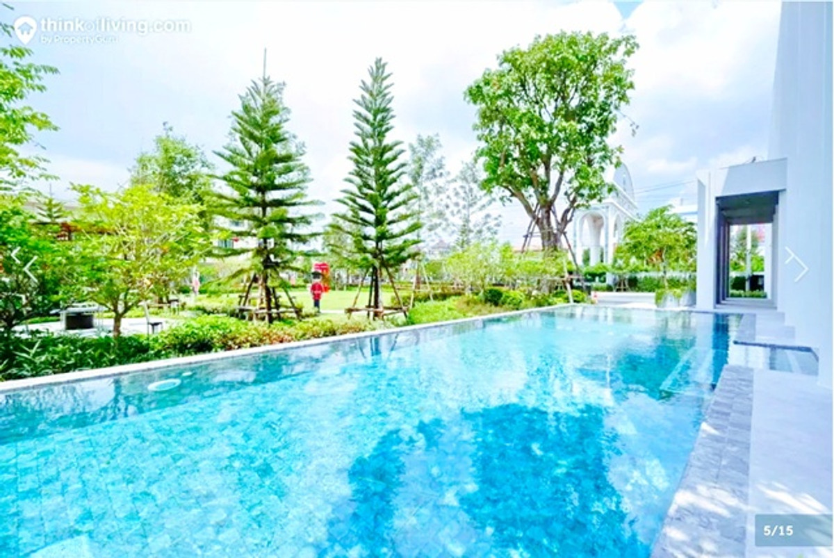 For RentTownhomeLadkrabang, Suwannaphum Airport : The Royal Golf clubhouse Parking for 2-3 cars. Townhome 5.5 meters wide. 3-4bed 4 bath near ARL LatK