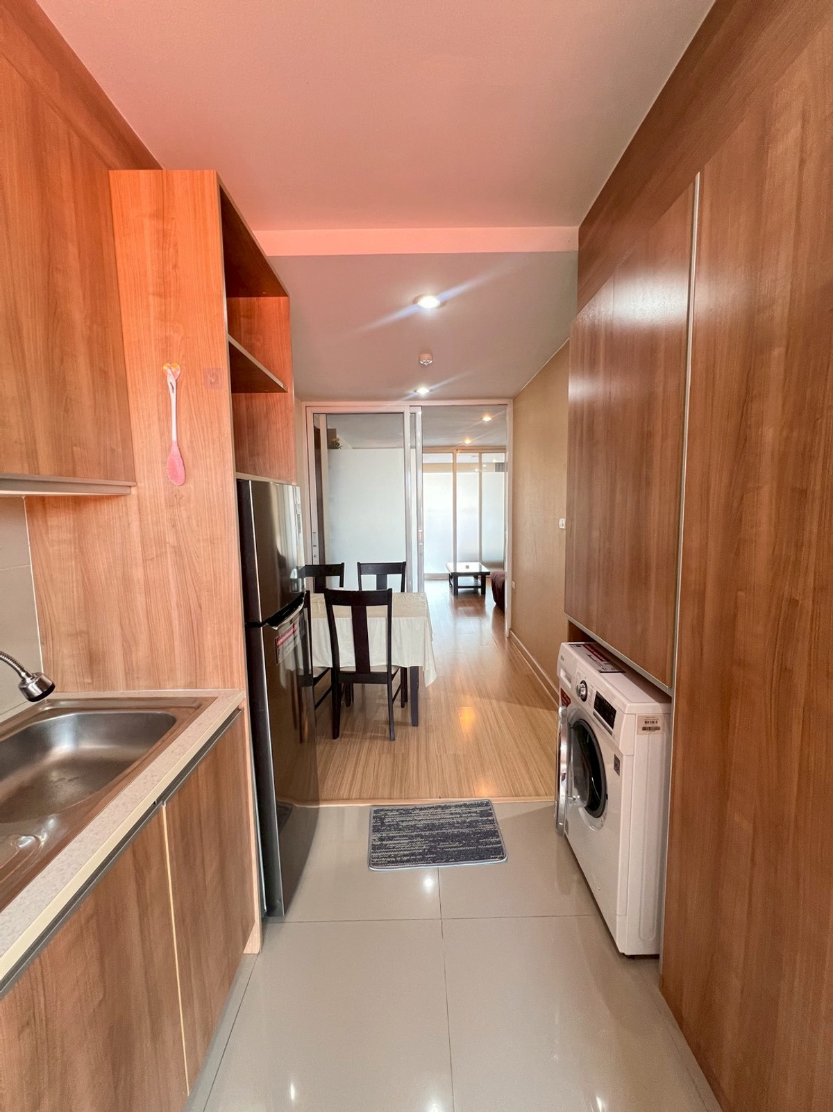 For RentCondoLadprao101, Happy Land, The Mall Bang Kapi : Pet Friendly Happy Condo Lat Phrao 101, South Building 1 bed