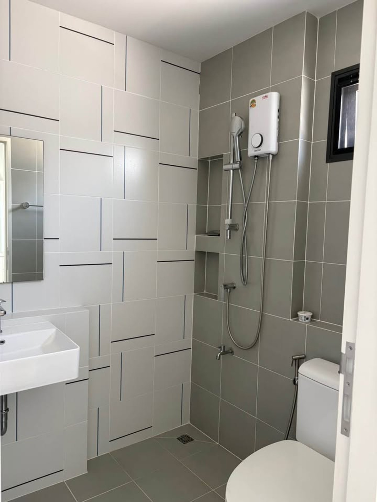 ให้เช่าทาวน์โฮมบางนา แบริ่ง ลาซาล : ให้เช่าทาวน์โฮม Siri Place Mega Bangna บางนา-ตราด กม.5 (Rt-01)