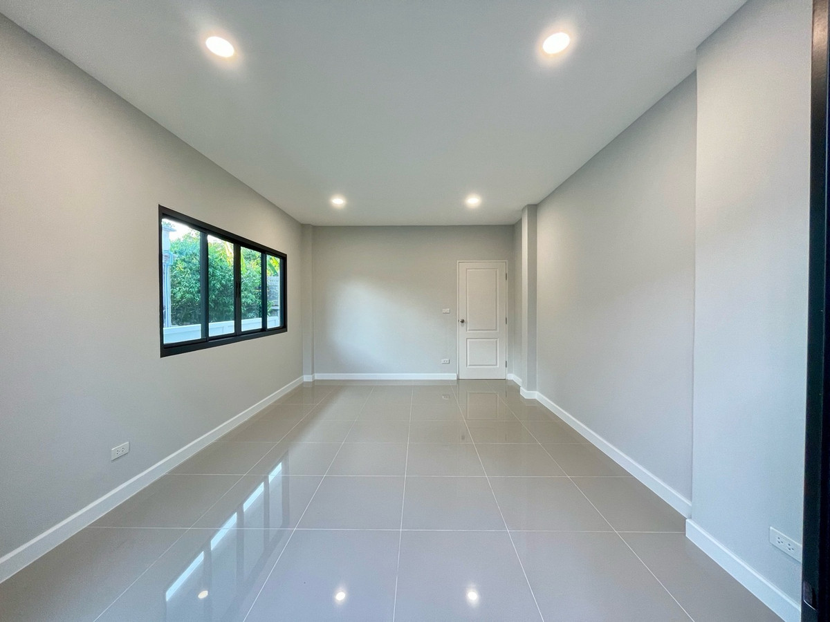 ขายบ้านมีนบุรี-ร่มเกล้า : บ้านเดี่ยวรีโนเวทใหม่พร้อมเข้าอยู่