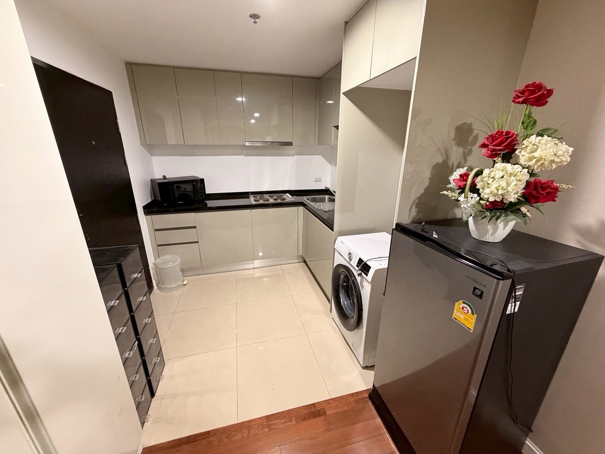 For SaleCondoRama9, Petchburi, RCA : Condo for Sale Rama 9 CBD 2 Bedrooms near MRT Rama 9 Central Rama 9 High Rental Demand Investment Opportunity