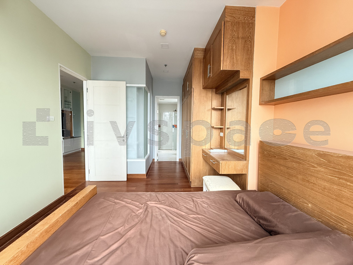 ให้เช่าคอนโดสาทร นราธิวาส : ▚ LI108ツ ให้เช่า: Ivy Sathorn 2BR 82.36sqm. 35K ✨ ห้องสวยตกแต่งบิ้วอินไม้ทั้งห้อง ครัวแยกขนาดใหญ่ ระเบียงกว้าง 🏙️