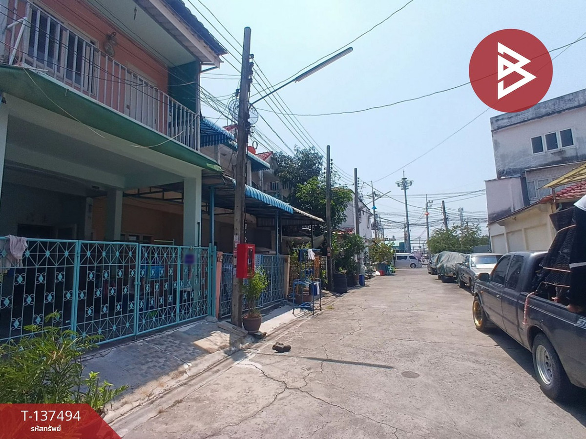 For SaleTownhomeSamut Prakan,Samrong : Townhouse for sale Fueang Fa Villa 10 Village, Phraeksa, Samut Prakan