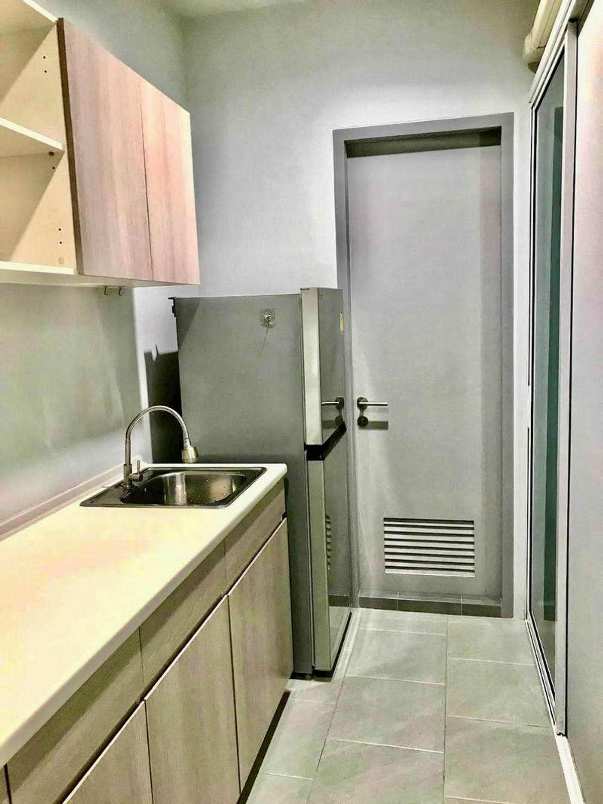 ให้เช่าคอนโดพุทธมณฑล ศาลายา : ให้เช่า Zelle Salaya Condo อาคาร 6 ชั้น 4 ห้องมุม วิวสวน เนื้อที่ 44 ตารางเมตร 2 ห้องนอน ตำบลศาลายา อำเภอพุทธมณฑล จังหวัดนครปฐม 