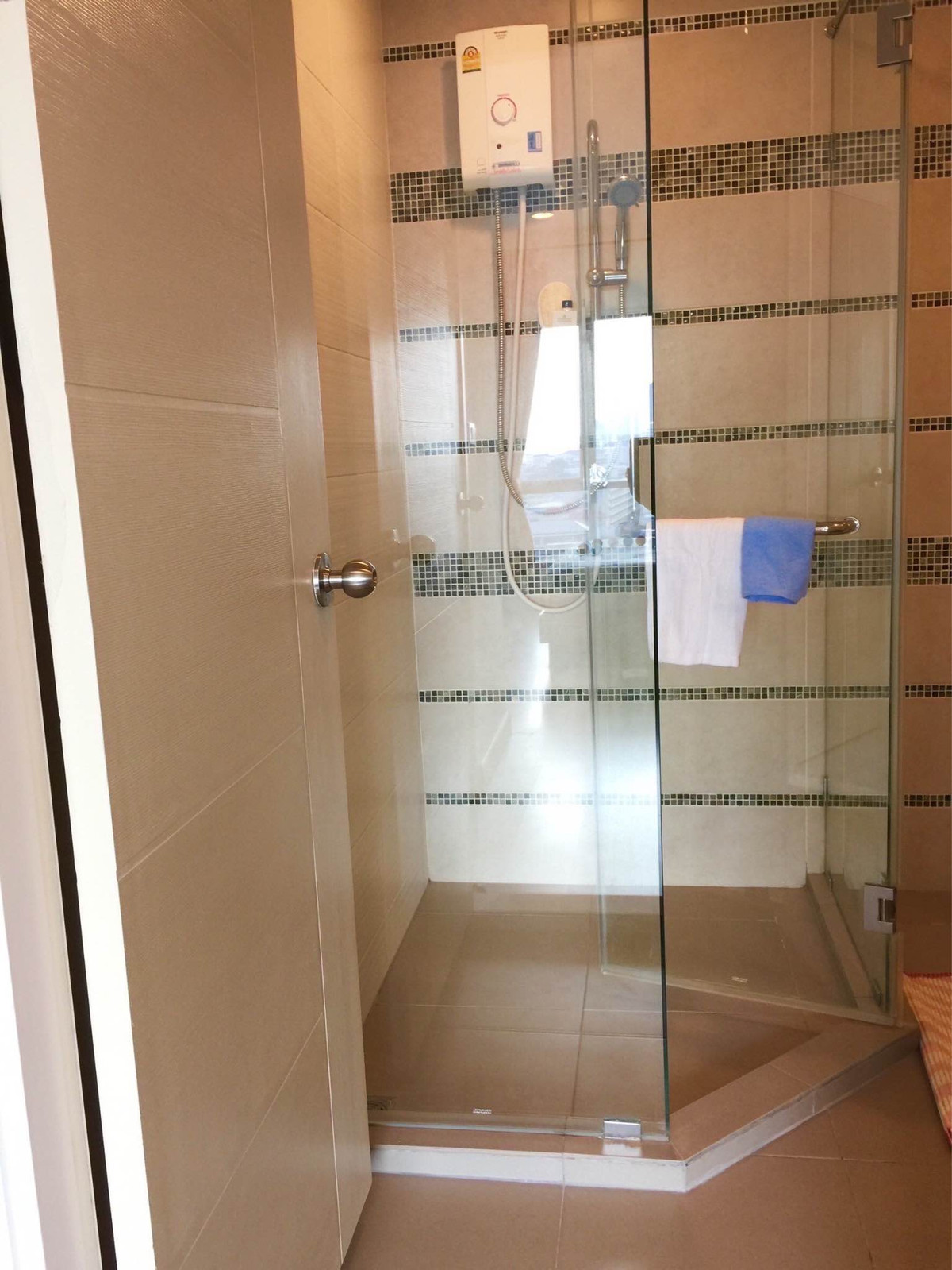 For RentCondoSathorn, Narathiwat : For rent: Centric Sathorn - Saint Louis, beautiful city view, high floor! 1 bedroom, width 34 sq m.