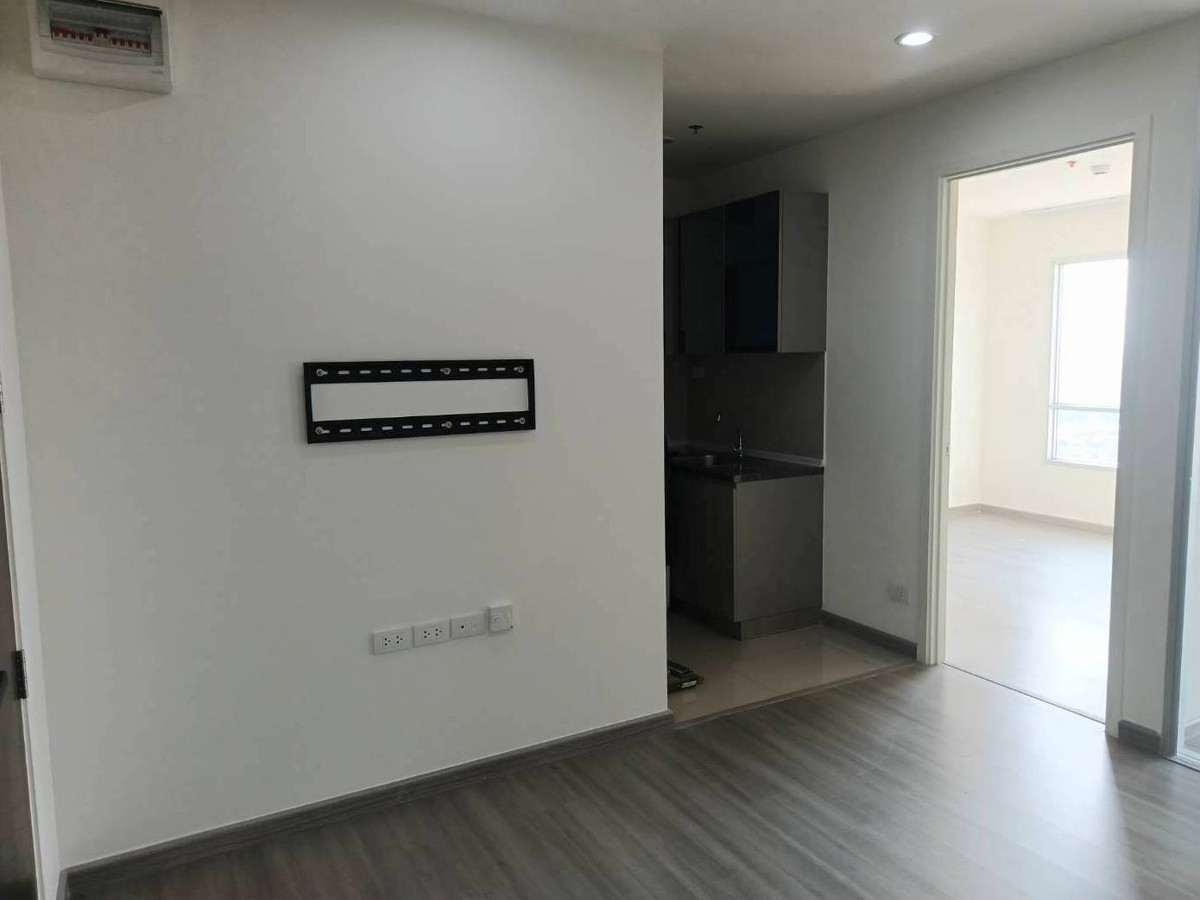 For SaleCondoPinklao, Charansanitwong : 🔥 Hot!! New room, never lived in, corner room, The President Charan - Yaek Fai Chai, size 35 sq m., next to MRT 0 meters.