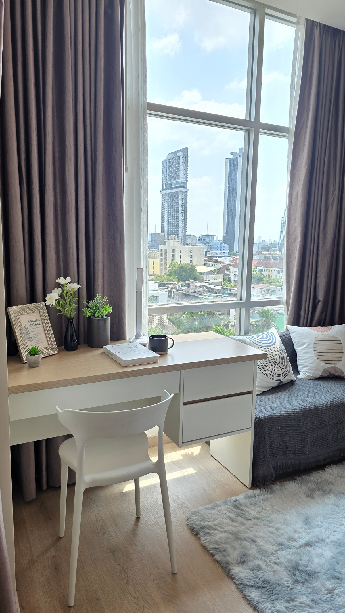 คอนโดสาทร นราธิวาส : เช่า-ขาย Centric Sathorn St.Louis @bts Saint Louis ยุ้ย 089-0415258