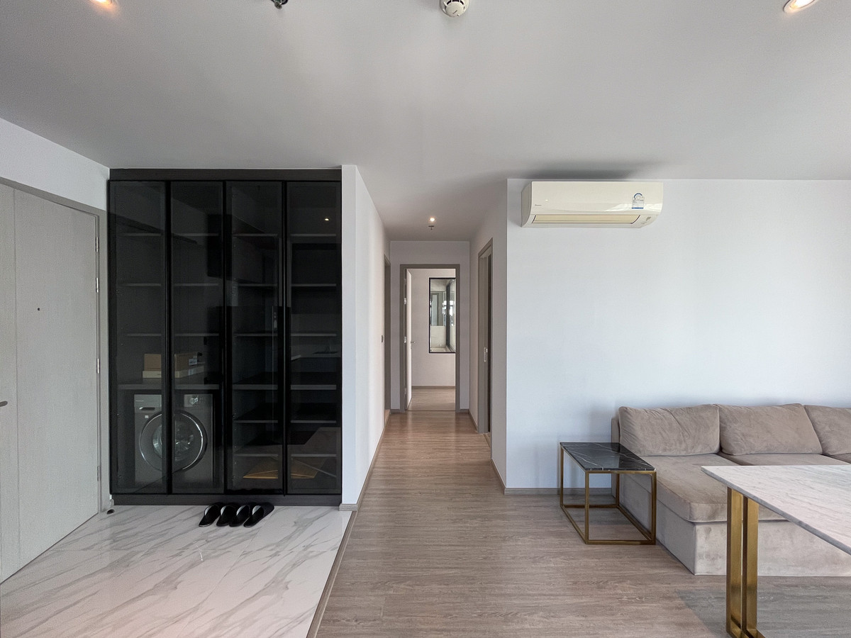 For SaleCondoSukhumvit, Asoke, Thonglor : FQ Condo for sale Rhythm Ekkamai price 13,000,000 baht [YCs260305]