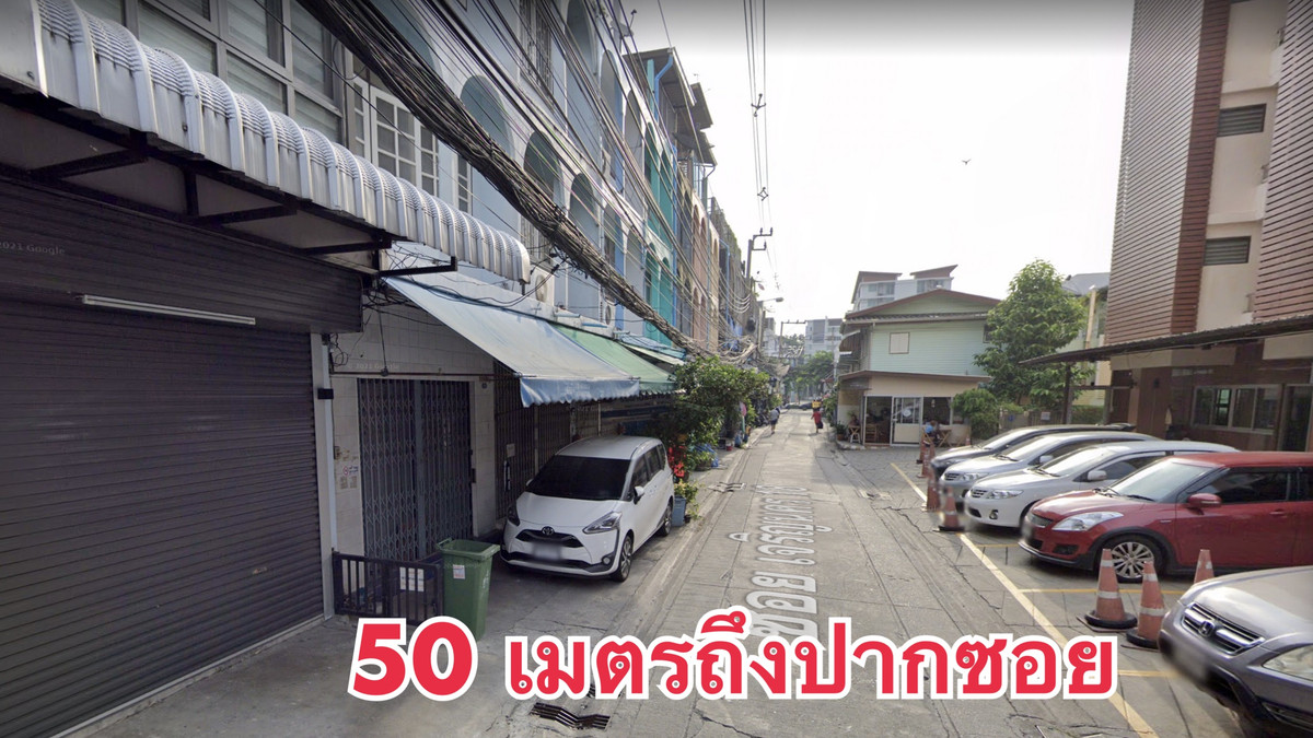 Shop HouseWongwianyai, Charoennakor : Shophouse for sale, Charoen Nakhon 18, commercial building, 1 unit, 4 floors + roof deck, steel frame, 300 sq m., 15 sq m, Khlong San, BTS Krung Thon Buri, iconsiam, Sena Fest, Renovated already.