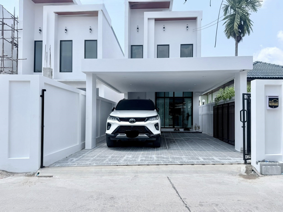 ขายบ้านพัทยา บางแสน ชลบุรี สัตหีบ : บ้านเดี่ยว 30 ตร.วา. มาบสอง - หนองใหญ่ 2 / 3 ห้องนอน (ขาย), Single House Mab Song - Nong Yai 2 / 3 Bedrooms (FOR SALE) BEWN027