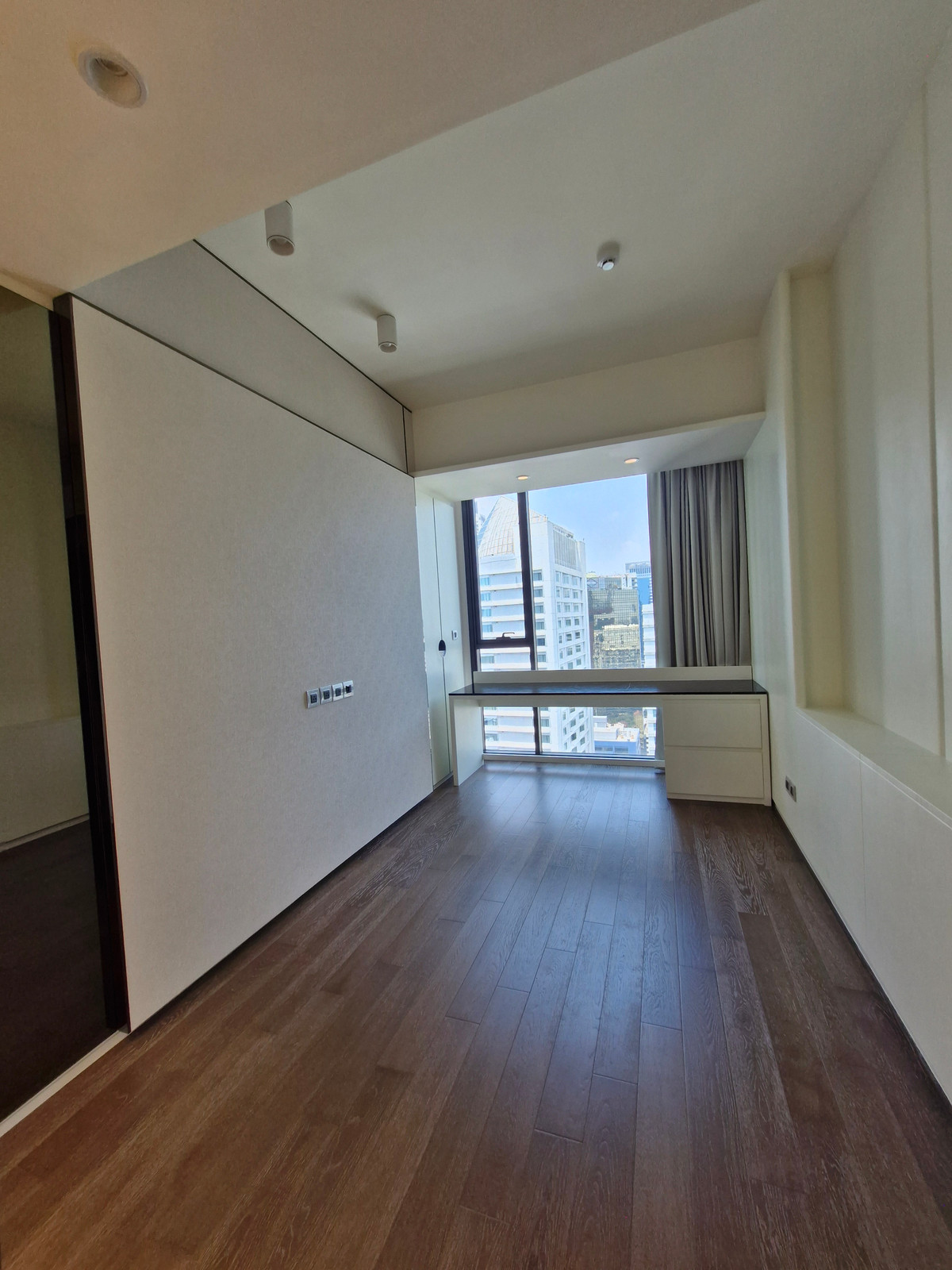 For RentCondoSukhumvit, Asoke, Thonglor : Highlights Unit Pet-friendly condominium close BTS Asoke