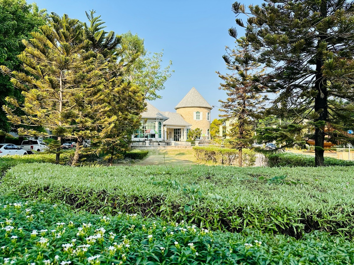 For RentTownhomeNawamin, Ramindra : Townhome for rent Baan Klang Muang Nawamin 42 Newly decorated, very beautiful Fully furnished, ready to move in