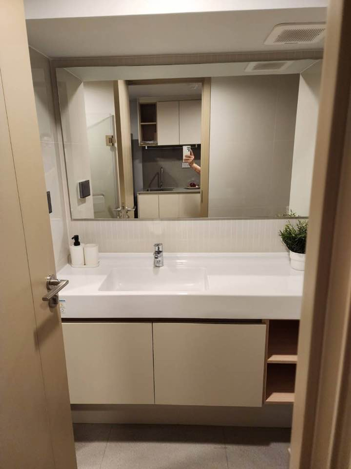 ให้เช่าคอนโดสยาม จุฬา สามย่าน : Culture Chula【𝐑𝐄𝐍𝐓】🔥สีสันมีชีวิต เติมพลังให้ทุกช่วงเวลา🔥 ติดต่อไลน์ไอดี: @hacondo