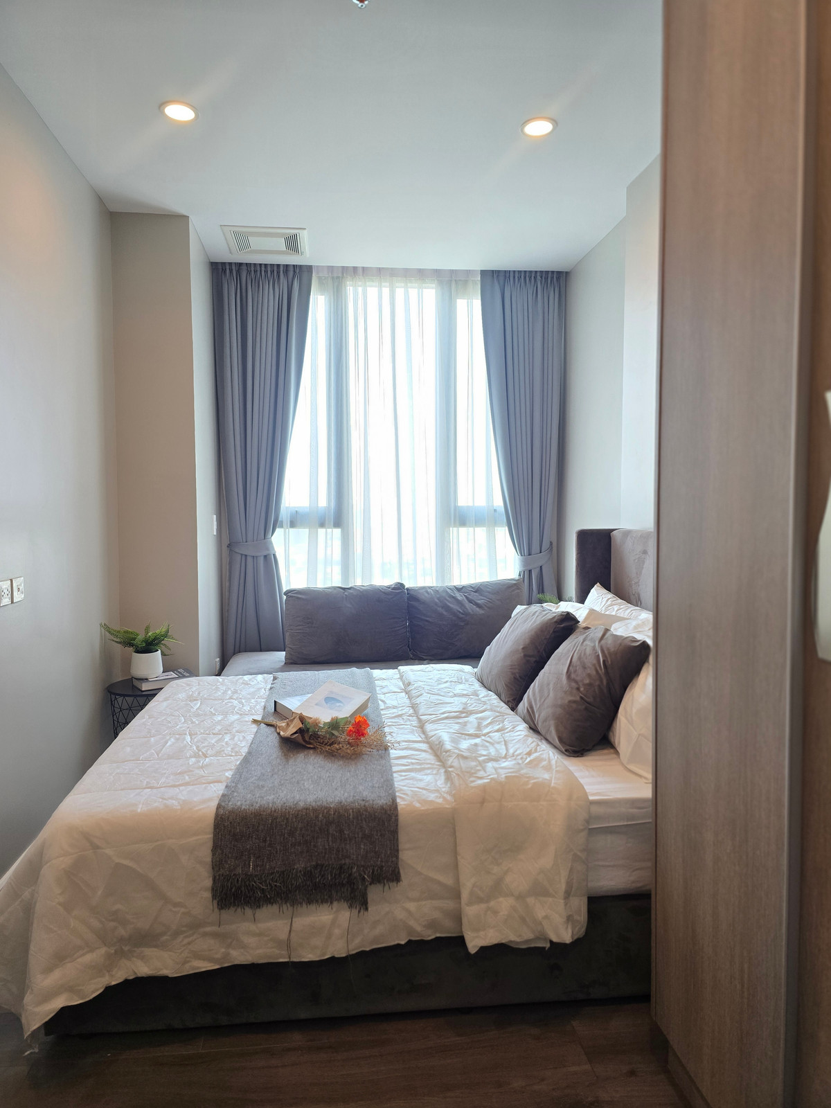 For RentCondoOnnut, Udomsuk : For rent: Whizdom Essence