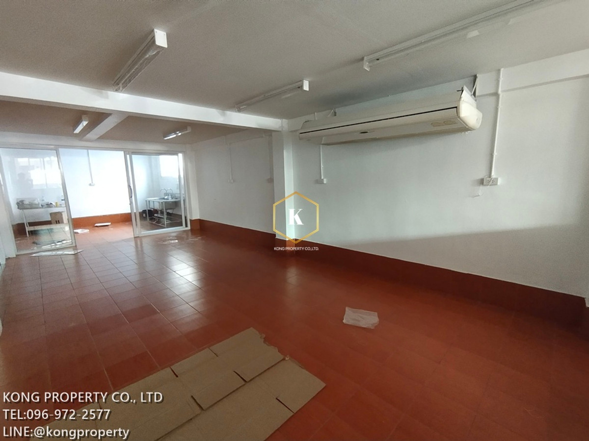 For RentWarehouseBang kae, Phetkasem : Factory for rent, food production, cosmetics production, Phetkasem 69, Nong Khaem, Bangkok