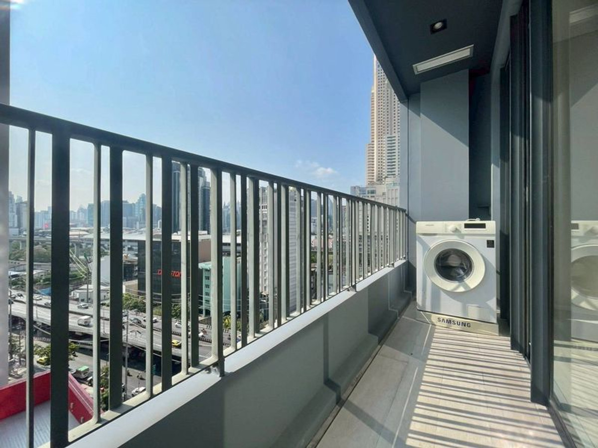 For RentCondoRatchathewi,Phayathai : FOR RENT ：The Room Phayathai 🔥PRICE 🔥Price 37,500 baht/month🔥 🎈Type : 2 bedrooms, 2 bathrooms