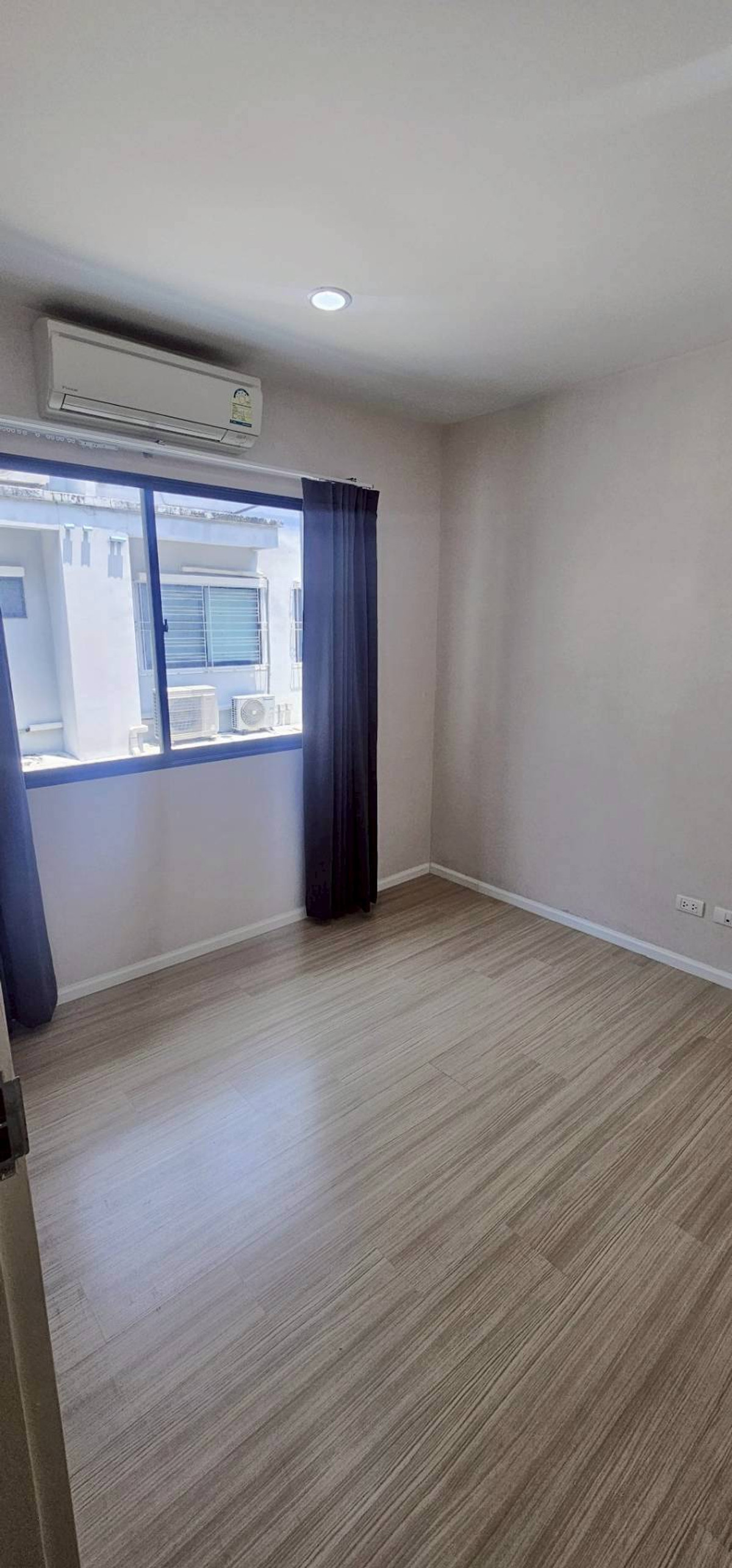 ให้เช่าทาวน์โฮมรามคำแหง หัวหมาก : R2961 ให้เช่าทาวน์โฮม 3 ชั้น  บ้านกลางเมือง พระราม 9 – รามคำแหง (ว่างค่ะ)