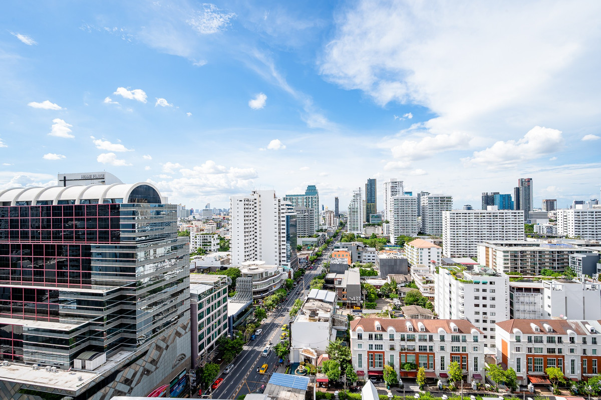For RentCondoSukhumvit, Asoke, Thonglor : 🔥𝘽𝙀𝙎𝙏 𝘿𝙀𝘼𝙇🔥 𝗞𝗛𝗨𝗡 𝗯𝘆 𝗬𝗢𝗢 Fully Furnished | Branded Residences in the heart of Thonglor by Sansiri