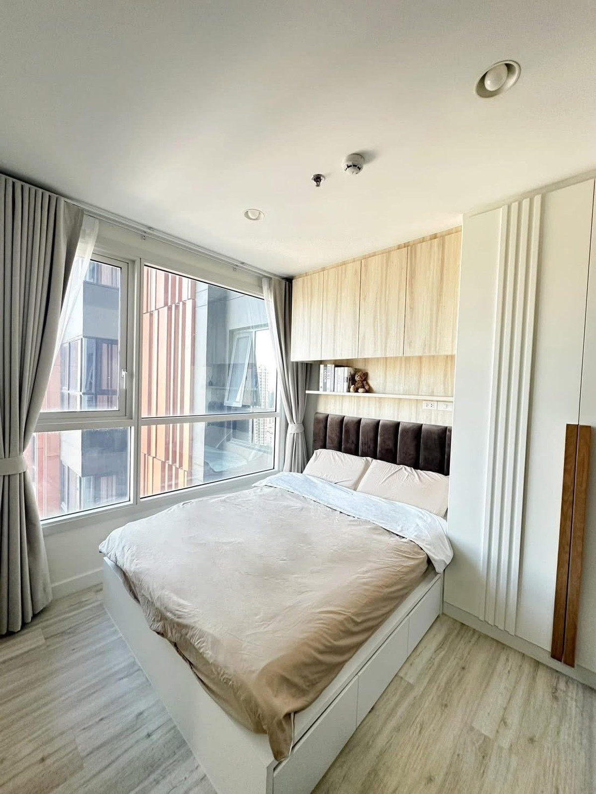 ขายคอนโดรัชดา ห้วยขวาง : XT Huai Khwang / 1 Bedroom (FOR SALE), เอ็กซ์ที ห้วยขวาง / 1 ห้องนอน (ขาย) KAT042