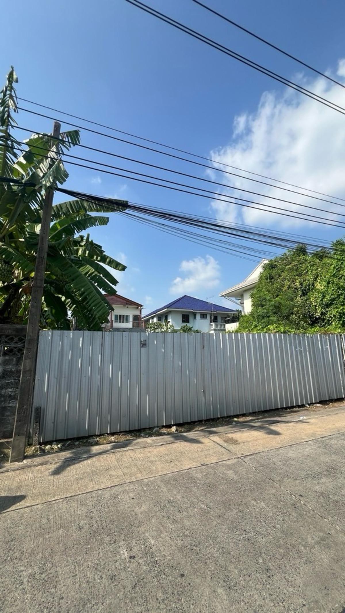 ขายที่ดินโชคชัย4 ลาดพร้าว71 : ขาย ที่ดินเปล่า ซอยนาคนิวาส 21  ลาดพร้าว