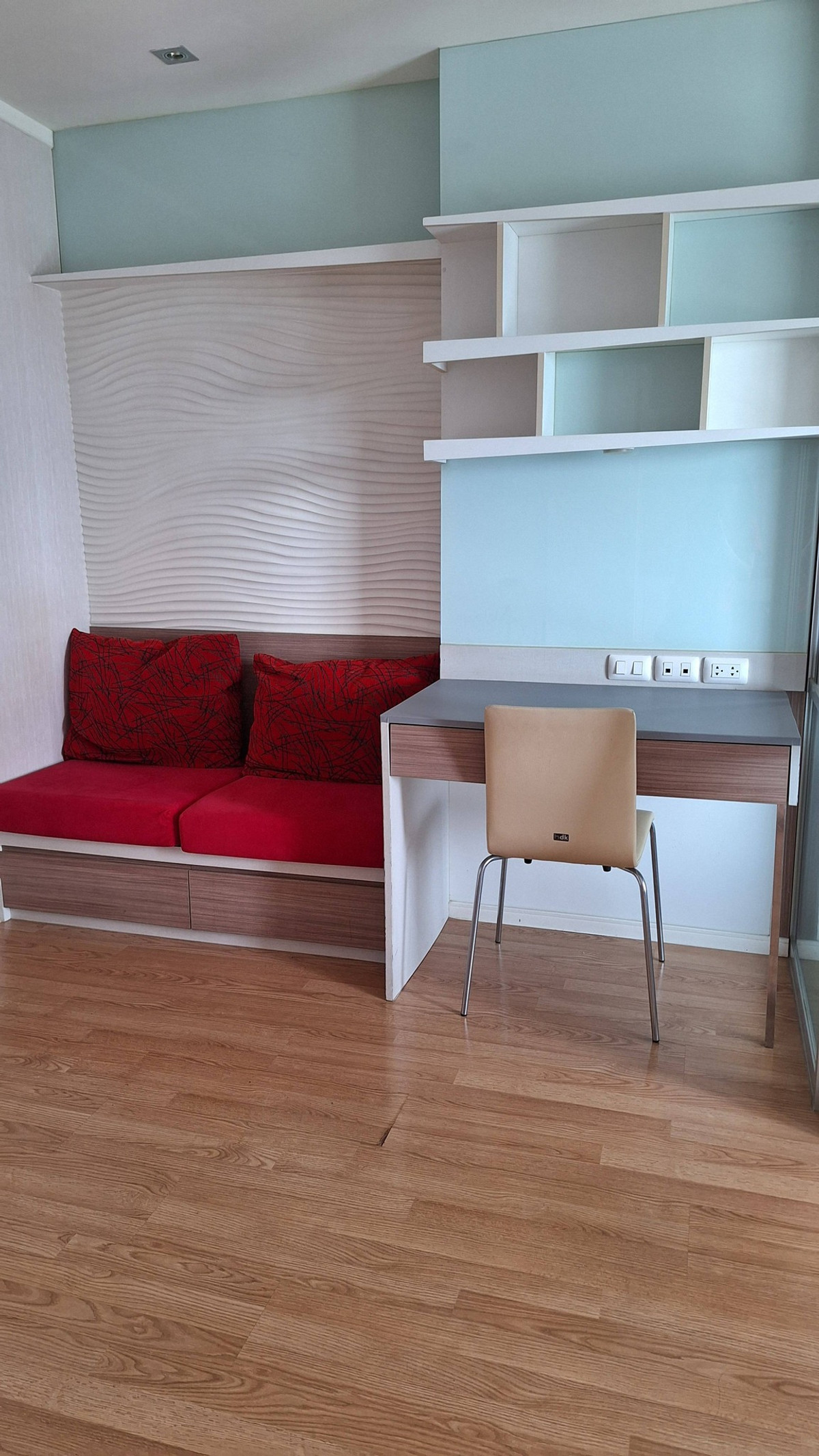 ขายคอนโดบางนา แบริ่ง ลาซาล : K-6825 ห้องเฟอร์นิเจอร์บิ้วอิน พร้อมอยู่ ชั้นสูง 🔥🔥 ขาย !!  คอนโด LPN เมกะบางนา ใกล้ IKEA เมกะบางนา