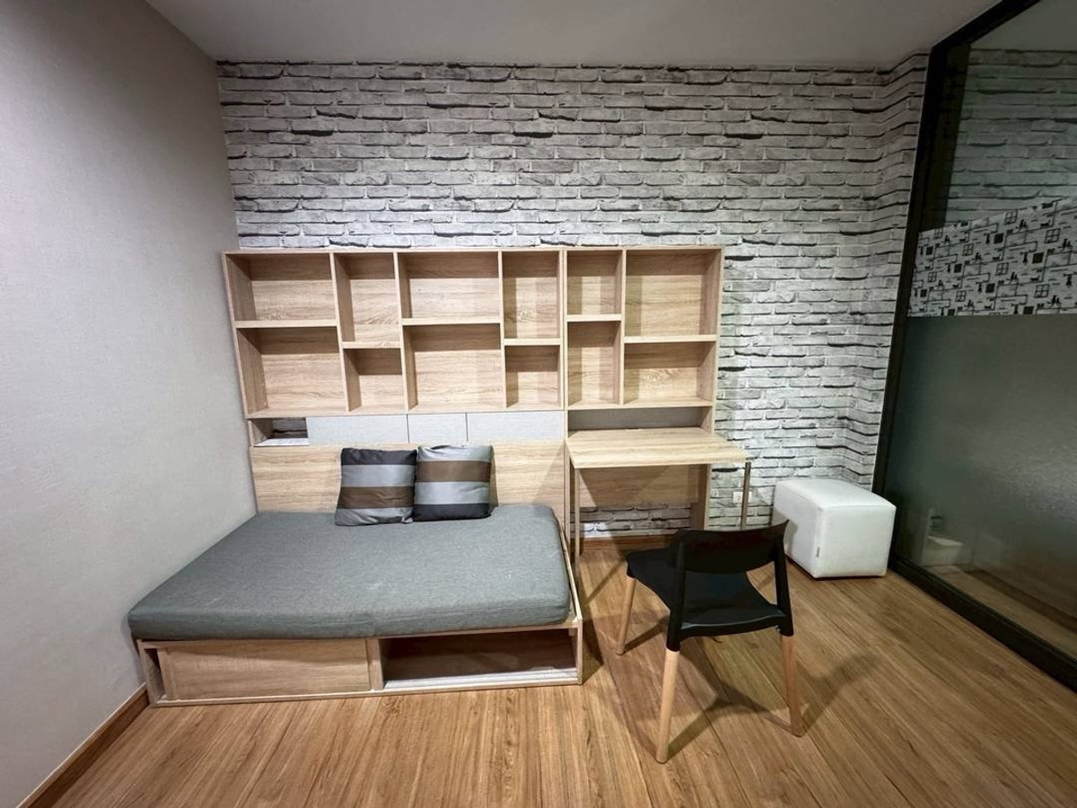 For RentCondoPinklao, Charansanitwong : 🔥Rare Item! The Tree Rio Bang-Aor
1 bedroom, river view + 1 car parking space, best value in this area.